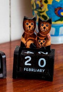 Wooden Cat Family Calendar 7 x 11cm