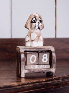 Wooden Spotty Dog Calendar 11 x 7cm