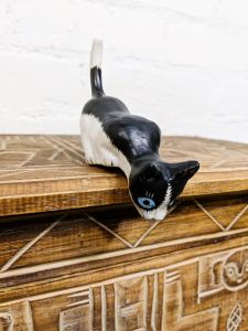 Cat Shelf Sitter   11 x 4 x 10cm