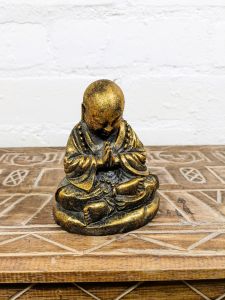 Gold Praying Buddha   11 x 9 x 7.5cm